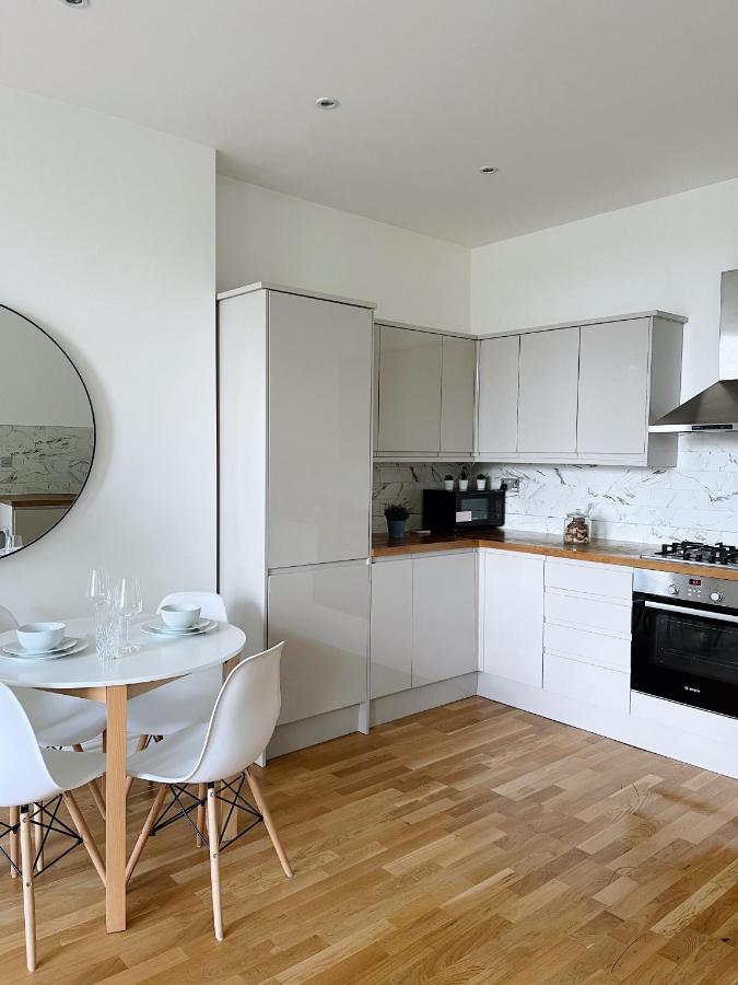 Luxuriously Flat In Streatham Leilighet London Eksteriør bilde
